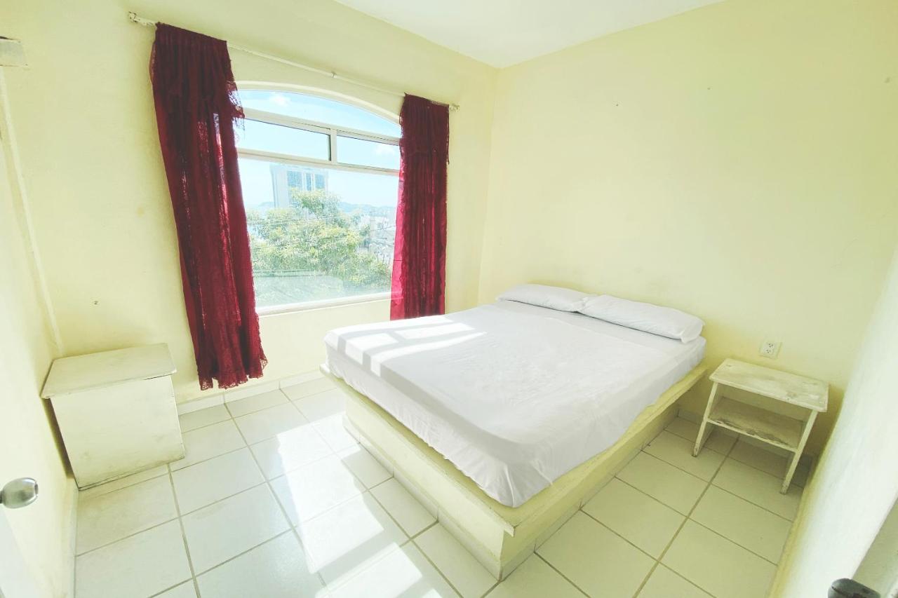 Oyo Hotel Villas Paraiso Stephany Acapulco Exterior photo